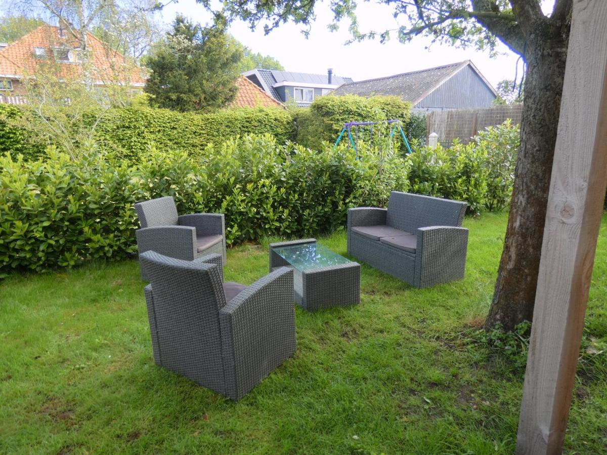 Familiehuis Achter De Duijnhoeve Zuidbakkum Exterior foto